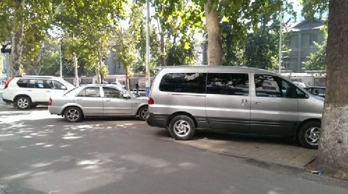 違章停車被拖壞，就該自認(rèn)倒霉？告訴車主如何獲得賠償